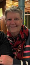 A photo of Lynne Giffin